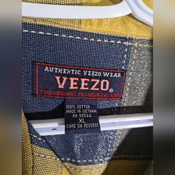 Veezo XL Yellow and Blue Plaid Shirt and Short Set - Picture 3 of 9
